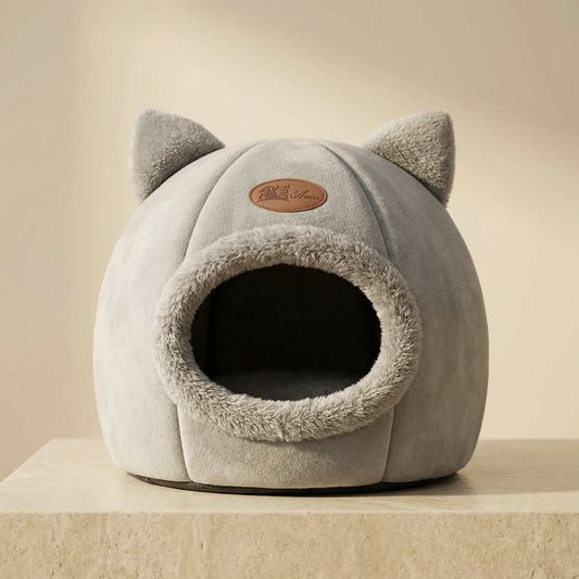 Little Winter Cat Bed Basket Cave